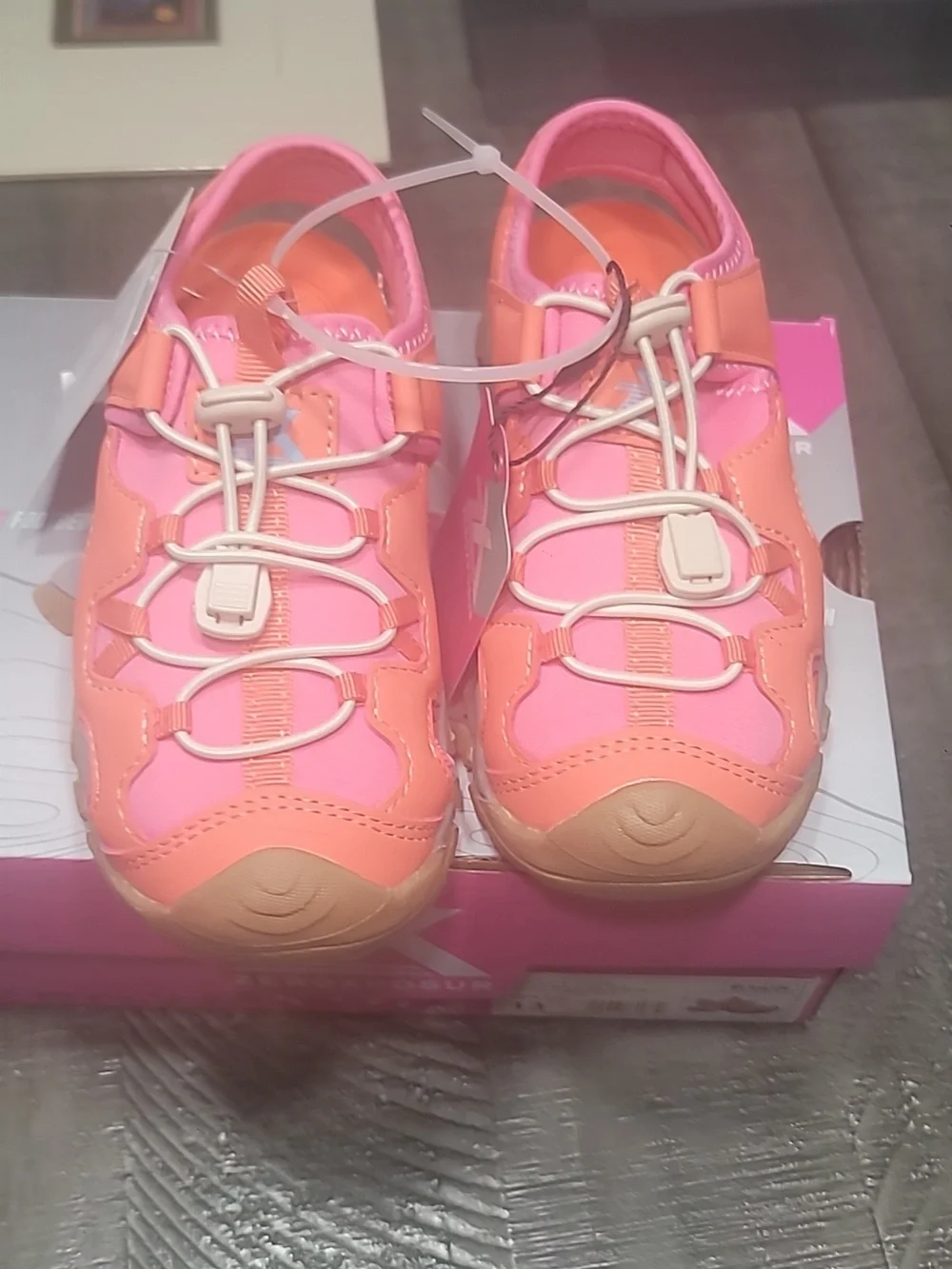 Zeroxposur Wallowa Girls Neon Pink & Coral Outdoor Sandals Size 13 Or 3